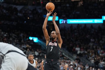 世界杯比赛直播地址-杜兰特生涯第343场至少30分且TS60%+ 历史第二多&amp;詹姆斯411第一