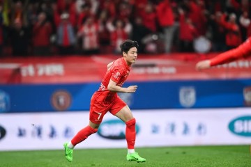 世界杯官方直播软件下载-武磊：上一次进球还是300多天前，感谢你们的相信和等待